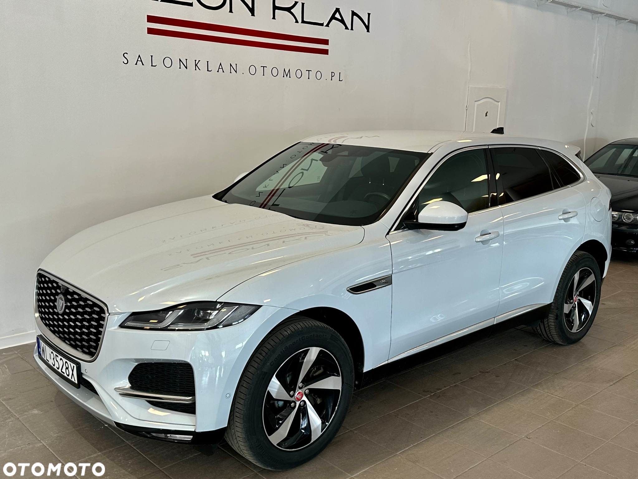 Jaguar F-Pace 2.0 P400e PHEV AWD SE - 25