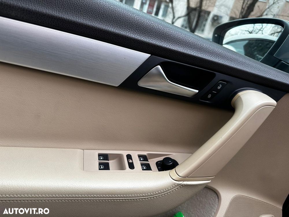 Volkswagen Passat Alltrack - 10