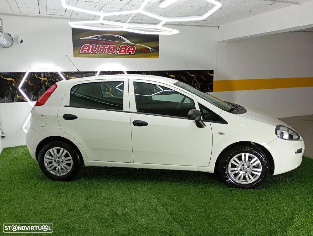 Fiat Punto 1.3 M-Jet Easy S&S - 37