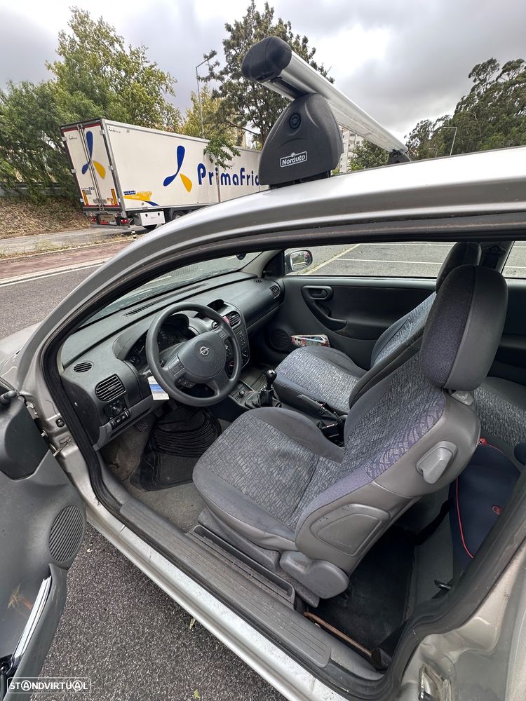 Opel Corsa 1.2 16V Confort - 15