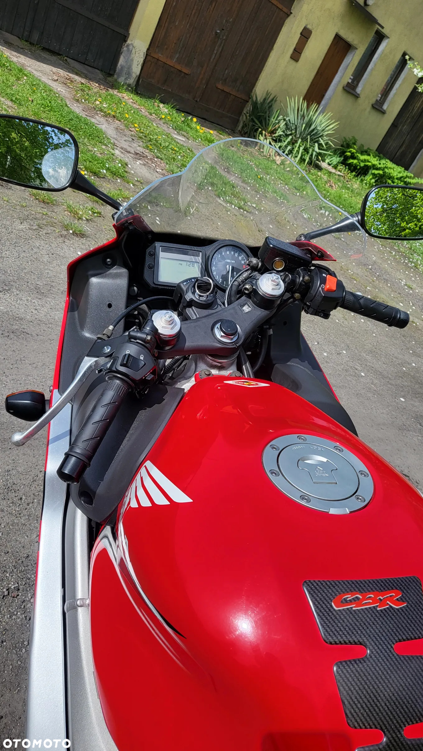 Honda CBR - 9
