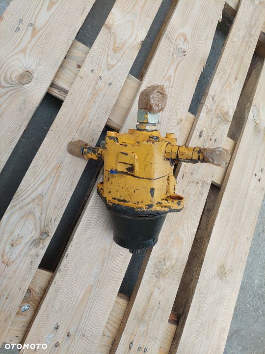 Silnik obrotu Liebherr R900 FMF 032 [HYD 21063] - 14