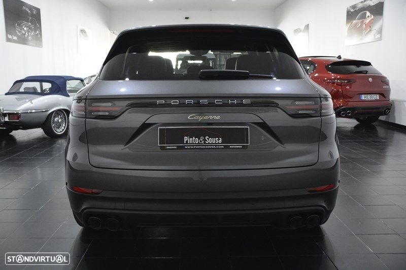 Porsche Cayenne E-Hybrid - 6