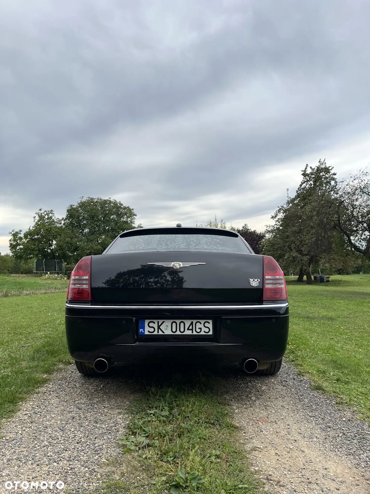 Chrysler 300C - 8