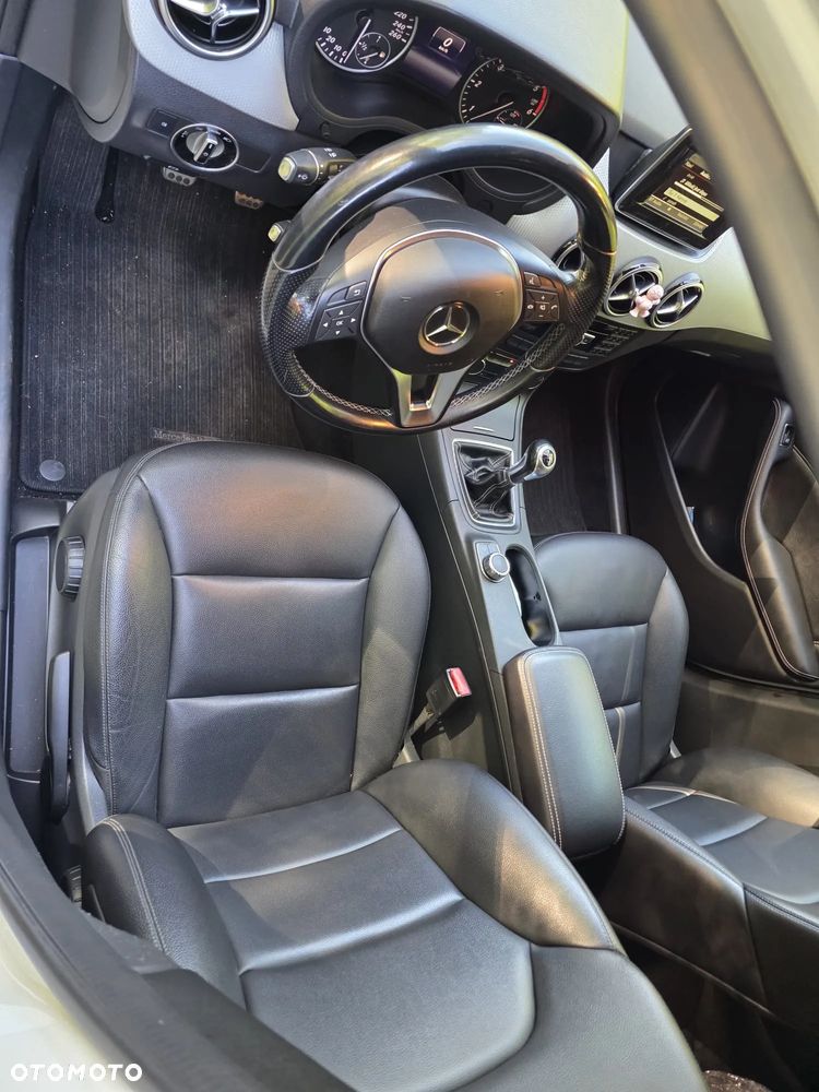 Mercedes-Benz Klasa B 180 CDI BlueEFFICIENCY Edition Style - 25
