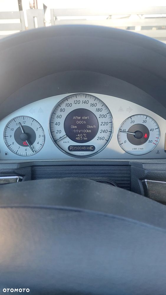 Mercedes-Benz Klasa E - 11