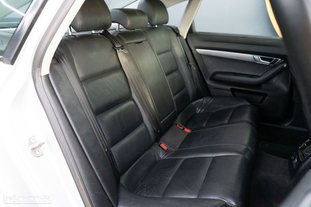 Audi A6 3.0 TDI V6 quattro Exclusive Tiptronic - 9