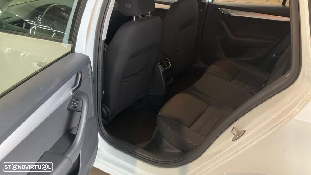 Skoda Octavia Break - 6