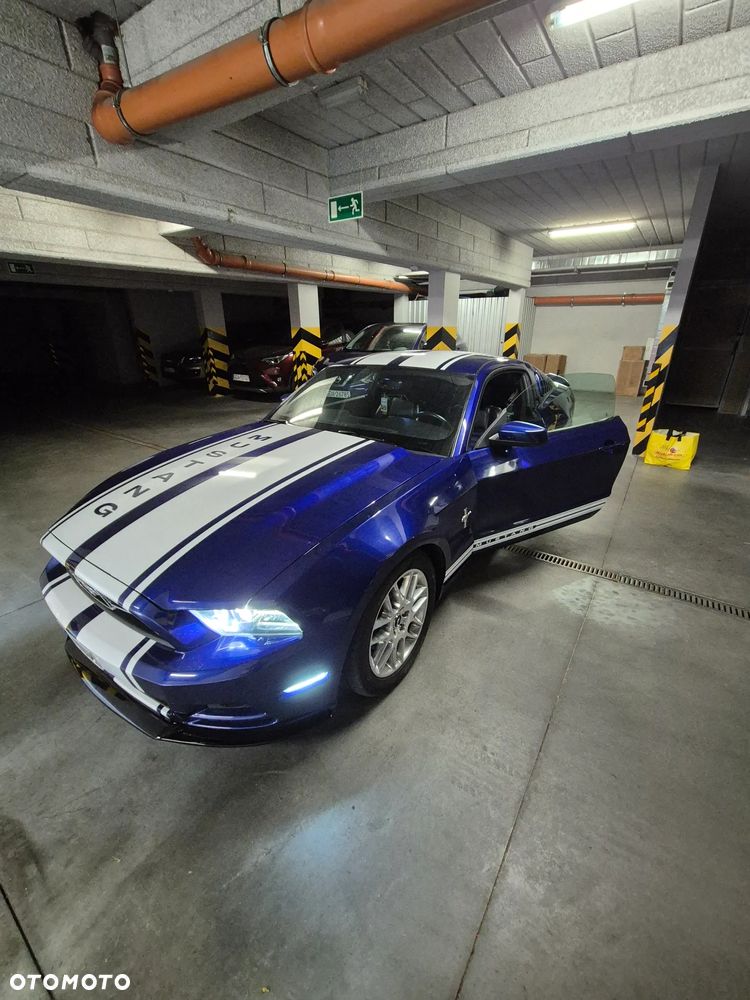 Ford Mustang 3.7 V6 Premium - 1