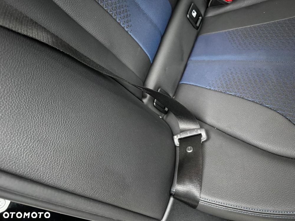 BMW Seria 1 118i Edition M Sport Shadow - 33