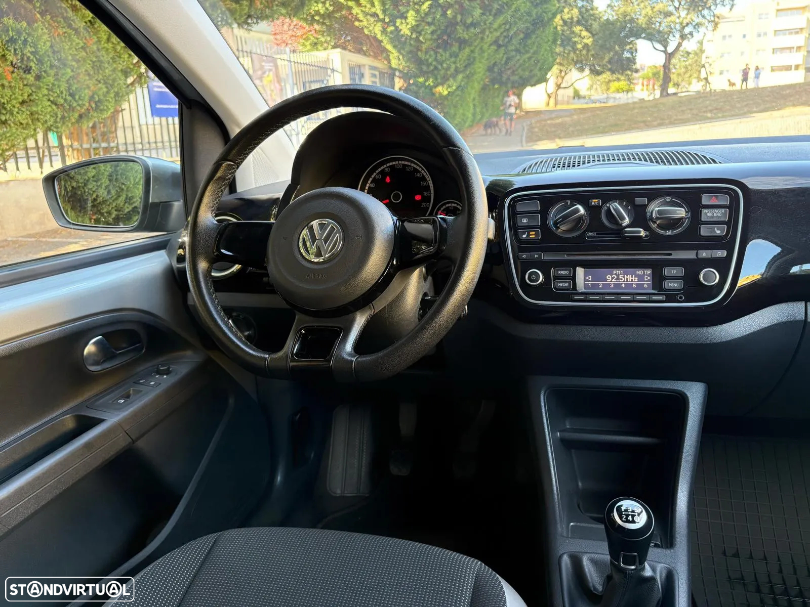 VW Up! 1.0 BlueMotion High - 14