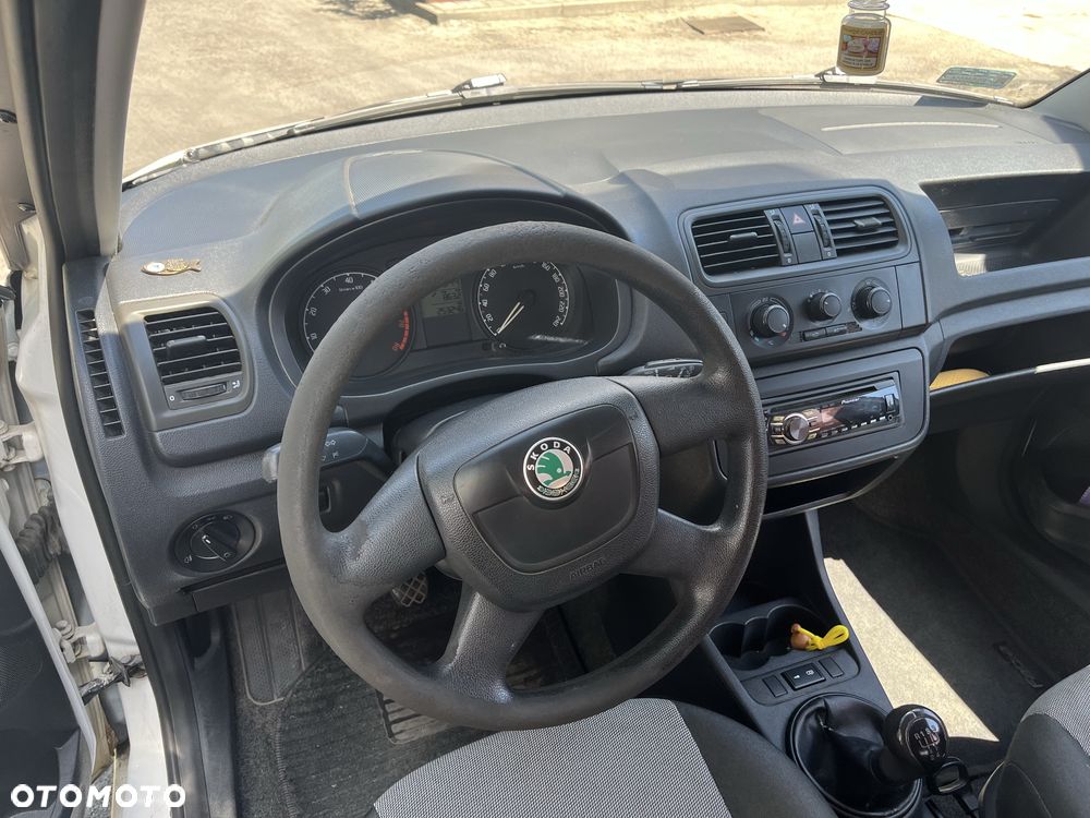 Skoda Fabia - 5