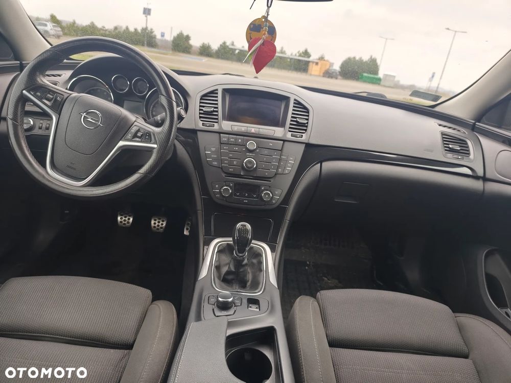Opel Insignia 1.8 - 8