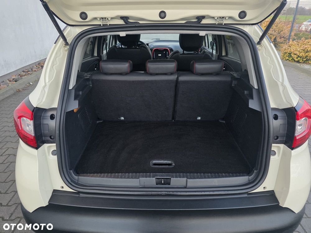 Renault Captur TCe 120 EDC Helly Hansen - 13