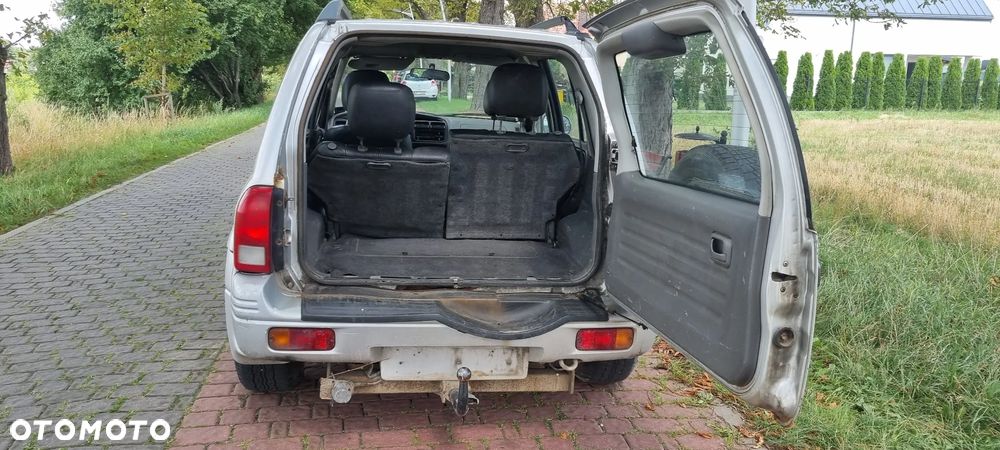 Suzuki Vitara 2.0 V6 Long - 9