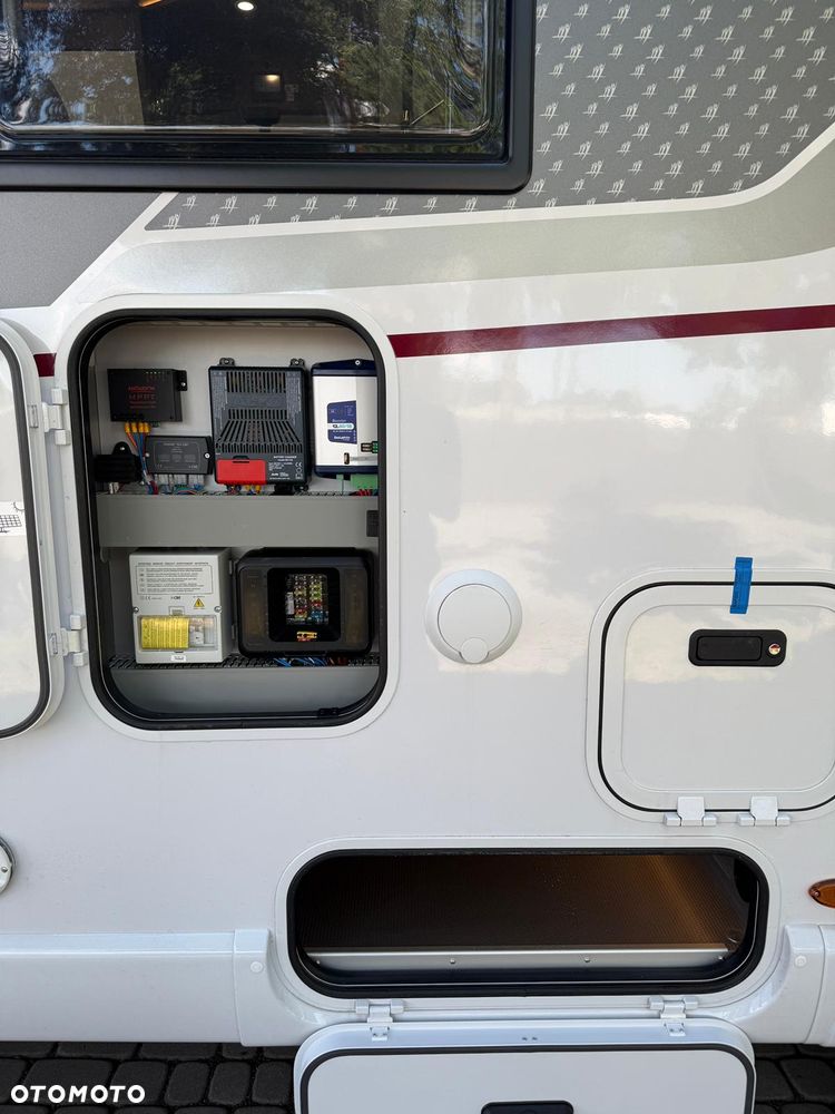 Rapido 8096dF - MY2026, automat 8-biegowy 180KM - 20