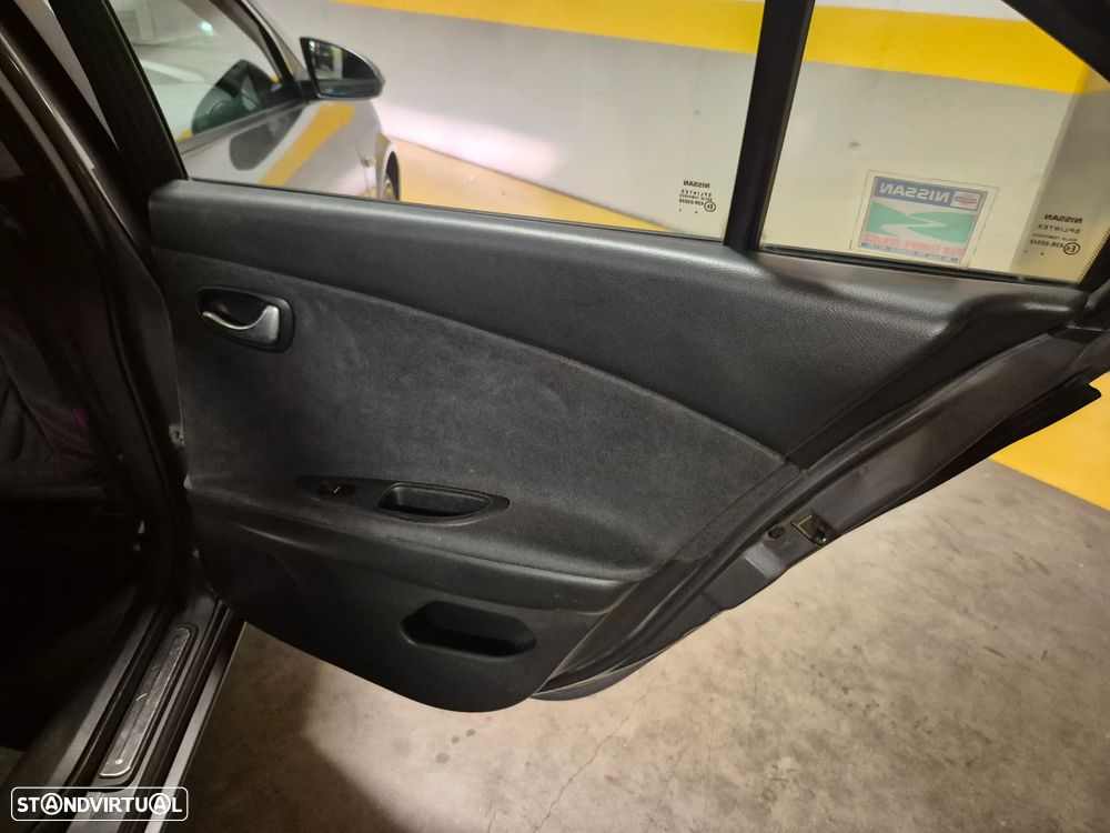 Nissan Primera 1.9 dCi Acenta - 40