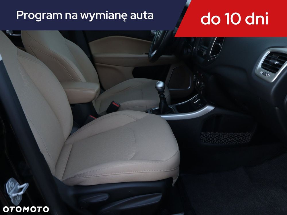 Jeep Compass - 11