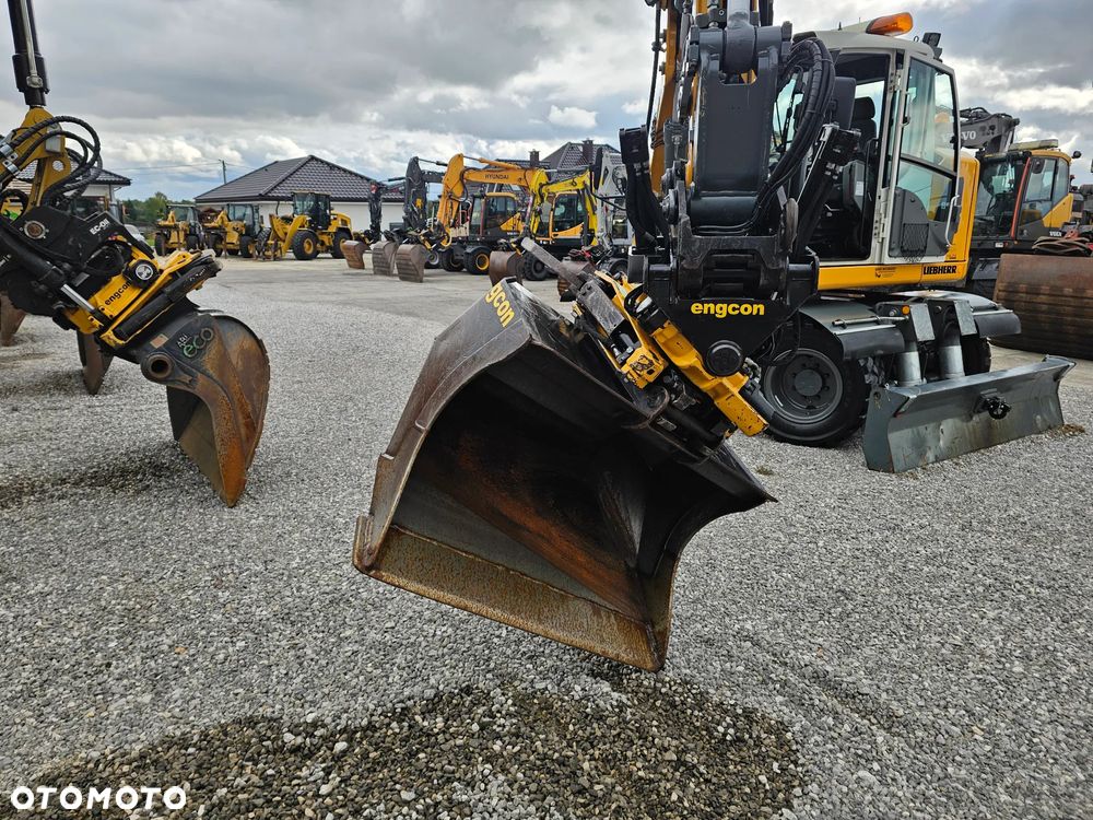 Liebherr A 912 Compact - 30