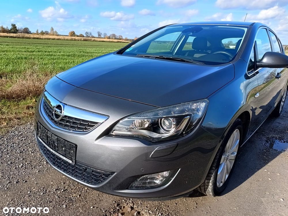 Opel Astra IV 1.4 T Cosmo S&S - 8