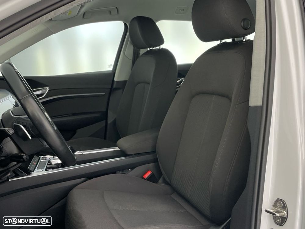 Audi e-tron 55 quattro Advanced — fotografia 18