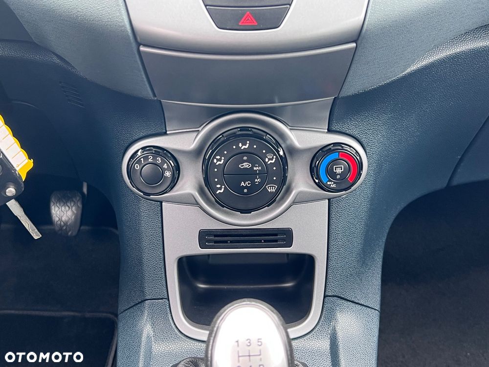 Ford Fiesta 1.25 Trend - 27
