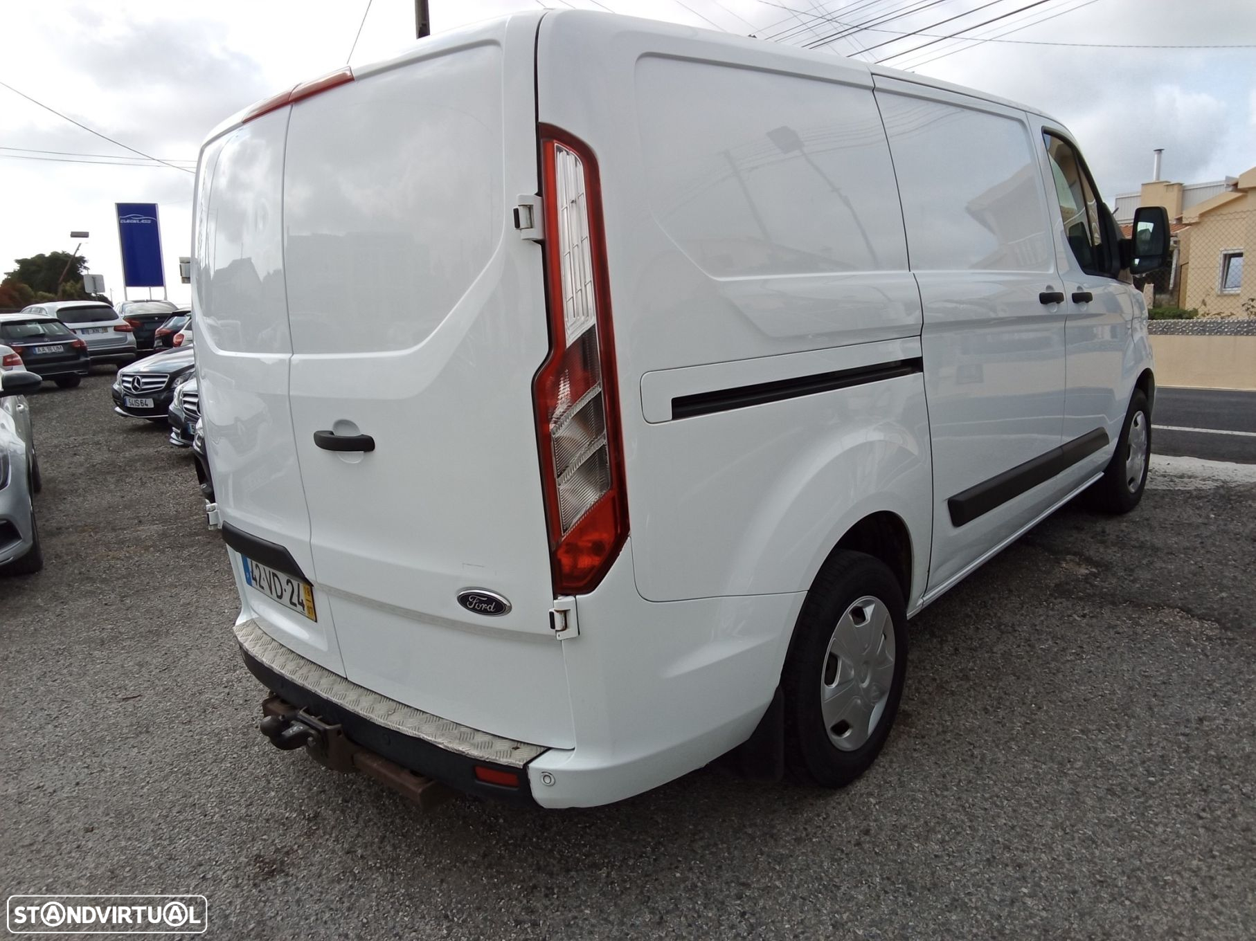 Ford Transit Custom 290L1 2.0 H1-T.B.Ambiente - 10