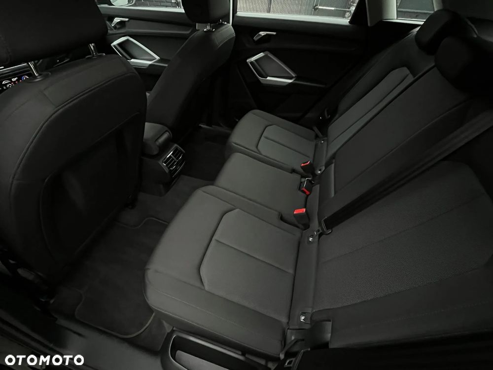 Audi Q3 35 TFSI Advanced S tronic - 16