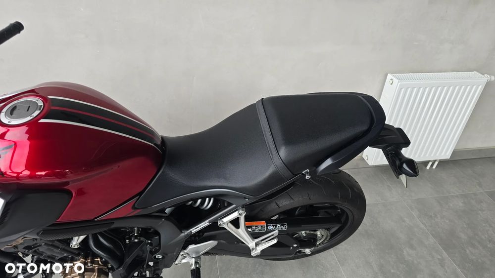 Honda CB - 18