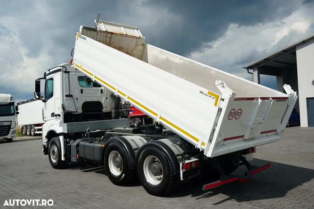 Mercedes-Benz AROCS 2658 / BASCULATOR 3 LATE / SARCINĂ UTILĂ 14 TONE / JANTE DIN ALIAJ / EURO 6 / - 4