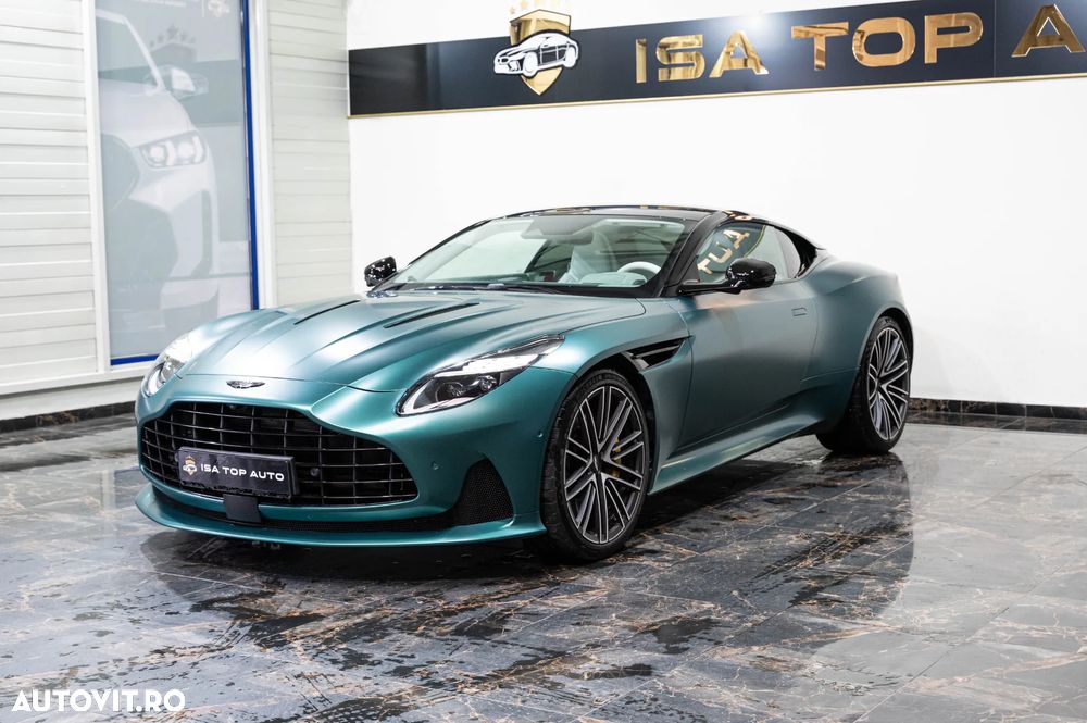 Aston Martin DB12 Volante - 10