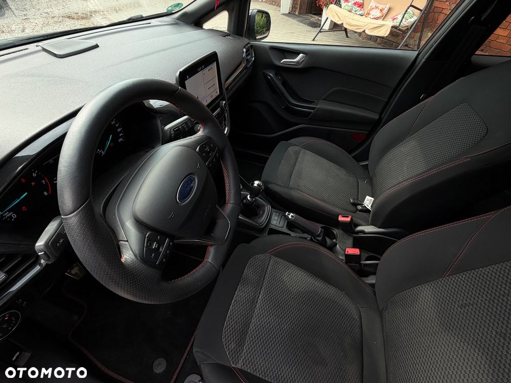 Ford Fiesta 1.0 EcoBoost S&S ST-LINE - 10