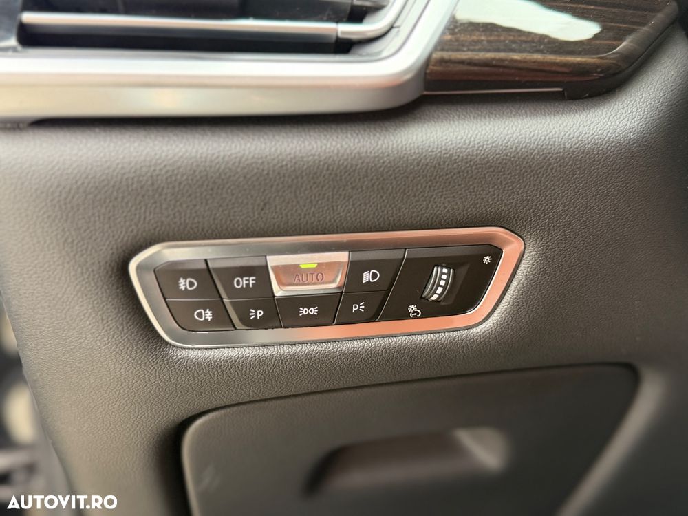 BMW X5 xDrive30d xLine - 14