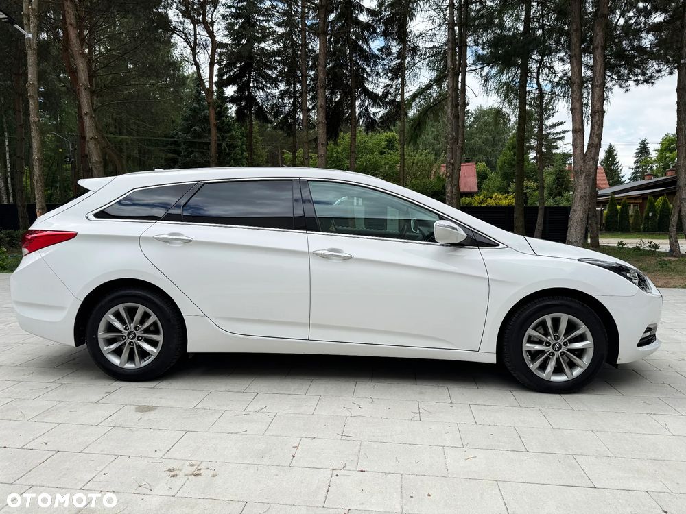 Hyundai i40 Kombi blue 1.7 CRDi Premium - 17