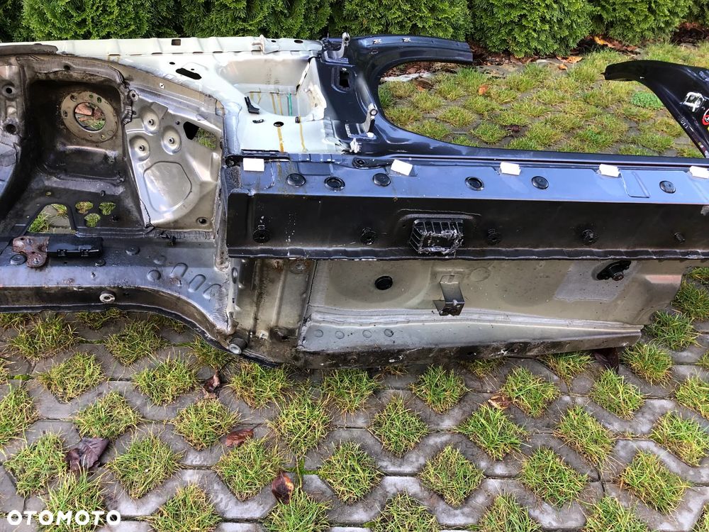 ĆWIARTKA BŁOTNIK PRÓG PODŁUŻNICA BMW E90 A22 - 12