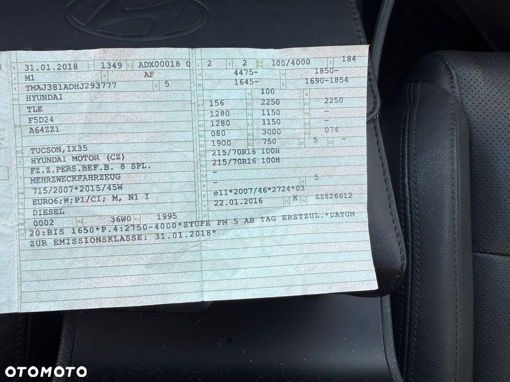 Hyundai Tucson 2.0 CRDi 4WD Automatik Advantage - 31