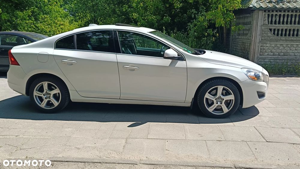 Volvo S60 2.5 T5 - 21