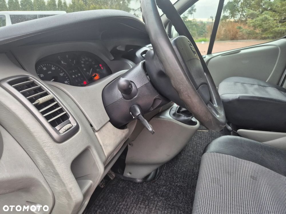 Volkswagen Trafic Primastar - 22