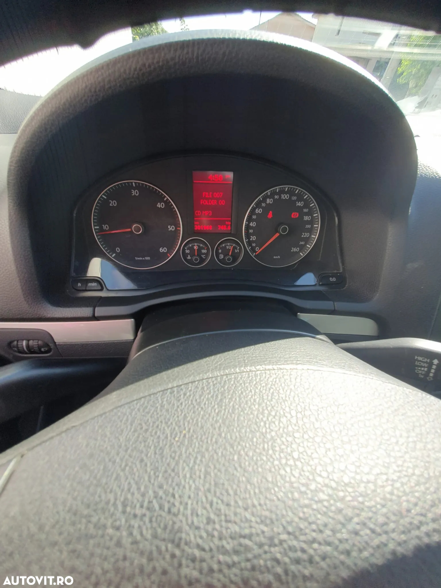 Volkswagen Golf - 4
