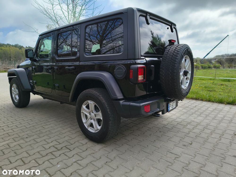 Jeep Wrangler - 7