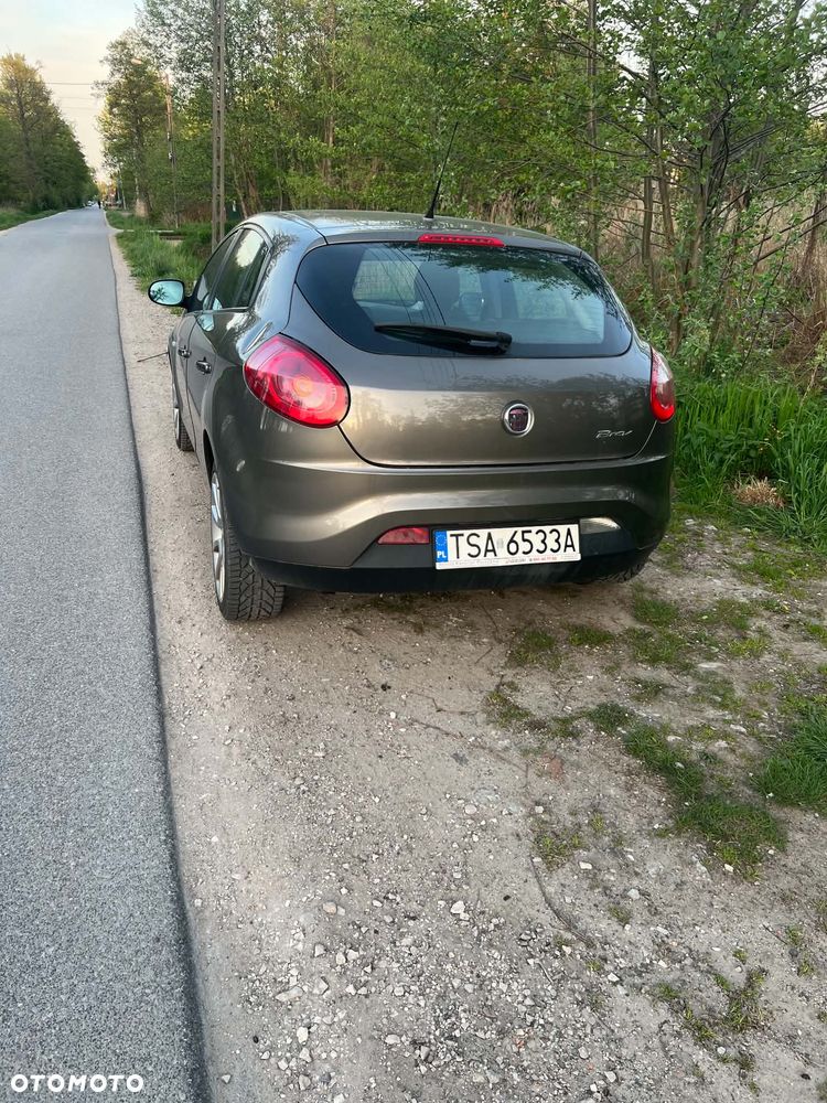 Fiat Bravo 1.9 Multijet Estiva Blue&Me - 10