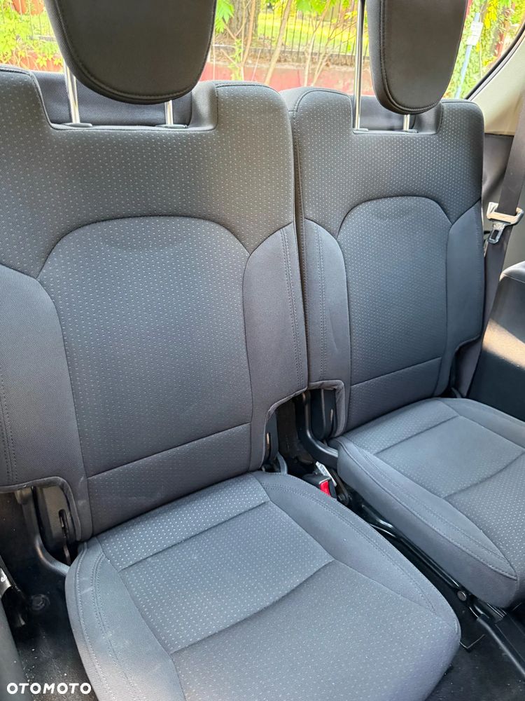 Kia Carens 1.6 GDI M 7os - 17
