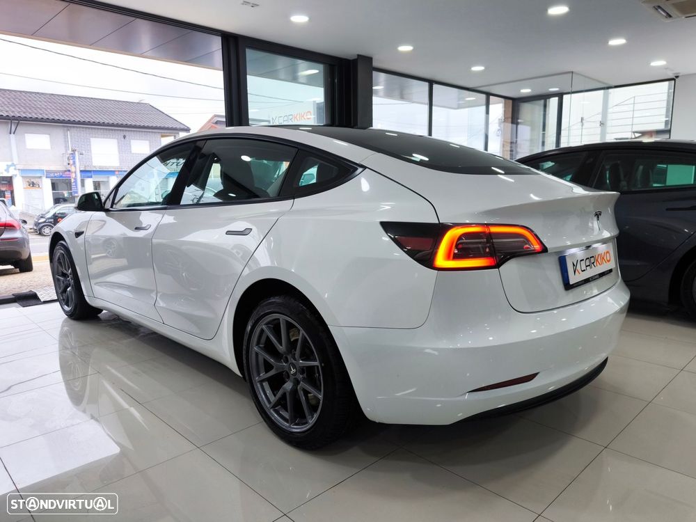 Tesla Model 3 Long Range Tração Traseira - 5