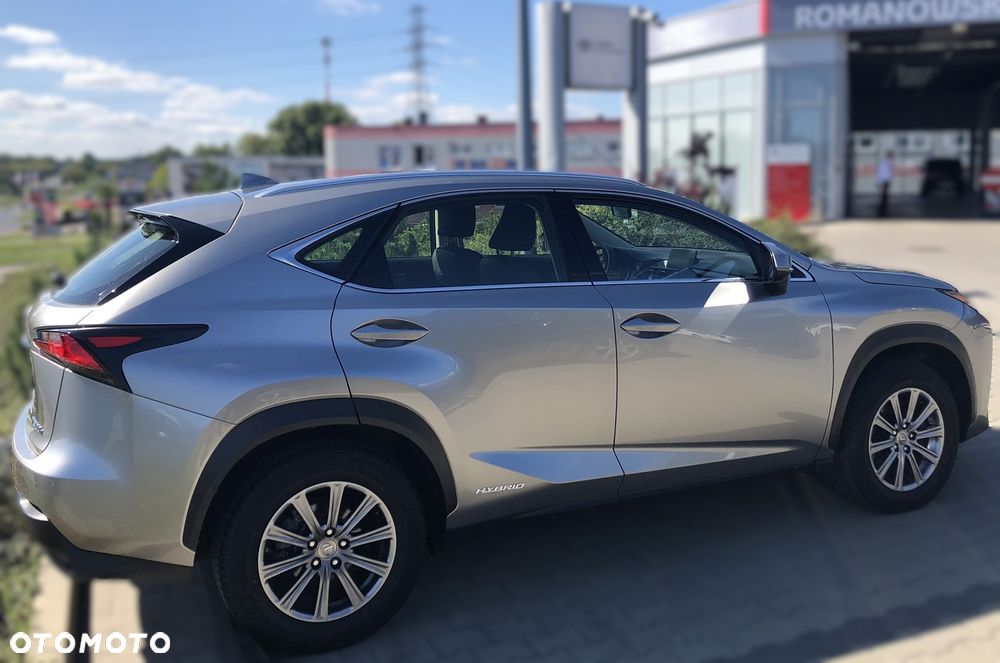 Lexus NX 300h Elegance AWD - 6
