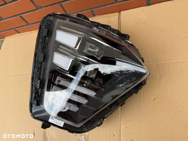 Hyundai Kona II 2022- lampa prawa full led demontaz oryginal EU