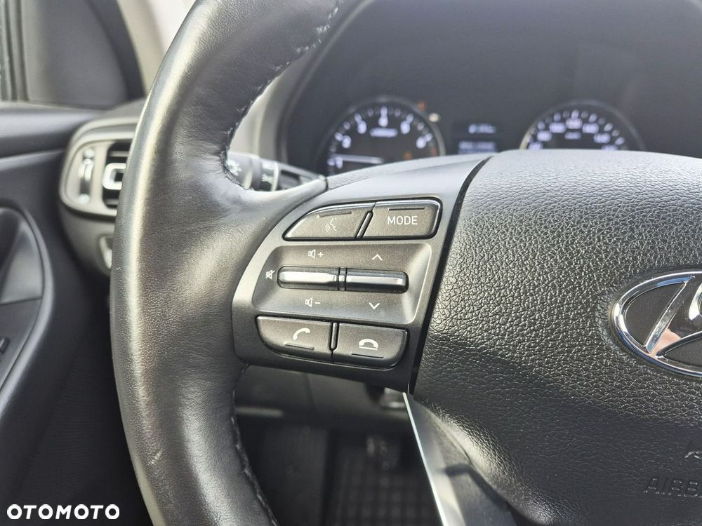 Hyundai i30 1.0 T-GDI Smart - 24