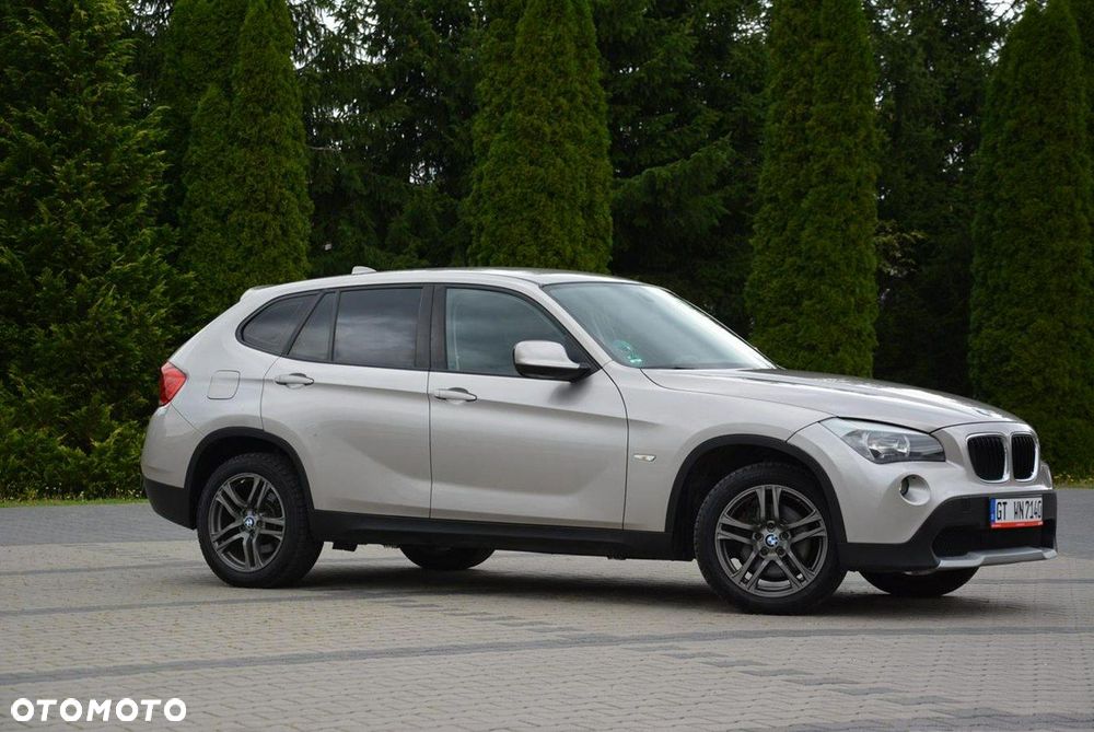 BMW X1 xDrive20d - 11