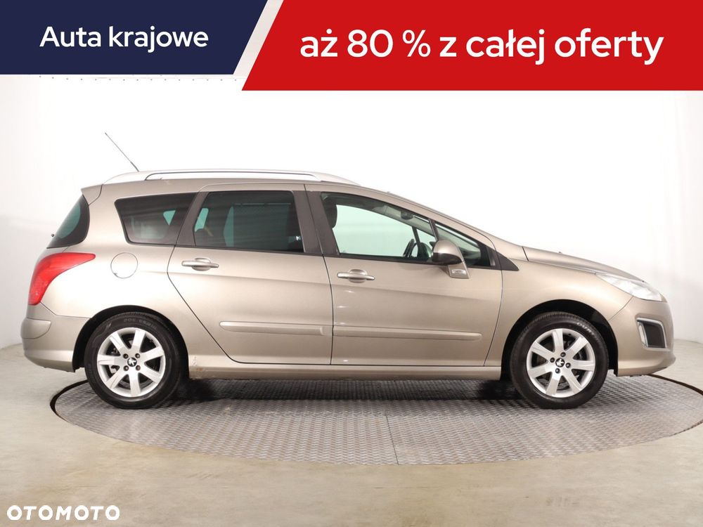 Peugeot 308 - 8