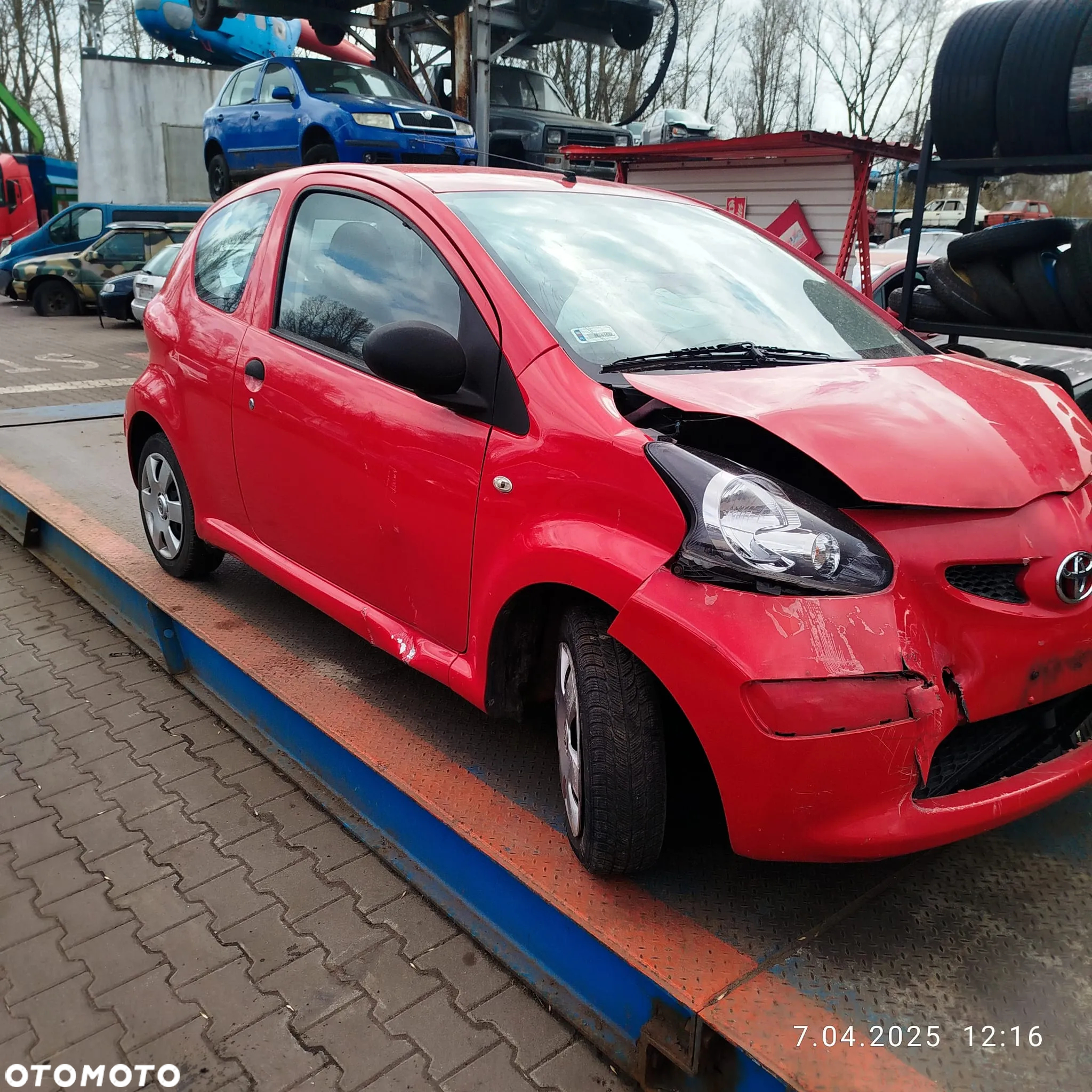 Toyota Aygo  na części . - 3