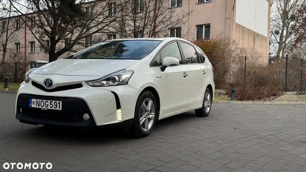 Toyota Prius+ (Hybrid) Executive - 4